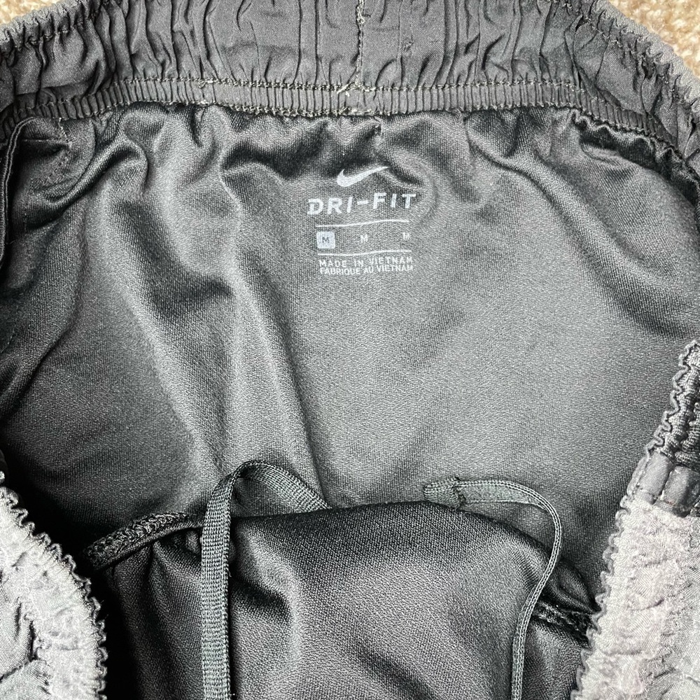 Nike Gray and Black Running Shorts - Picture 7 of 8